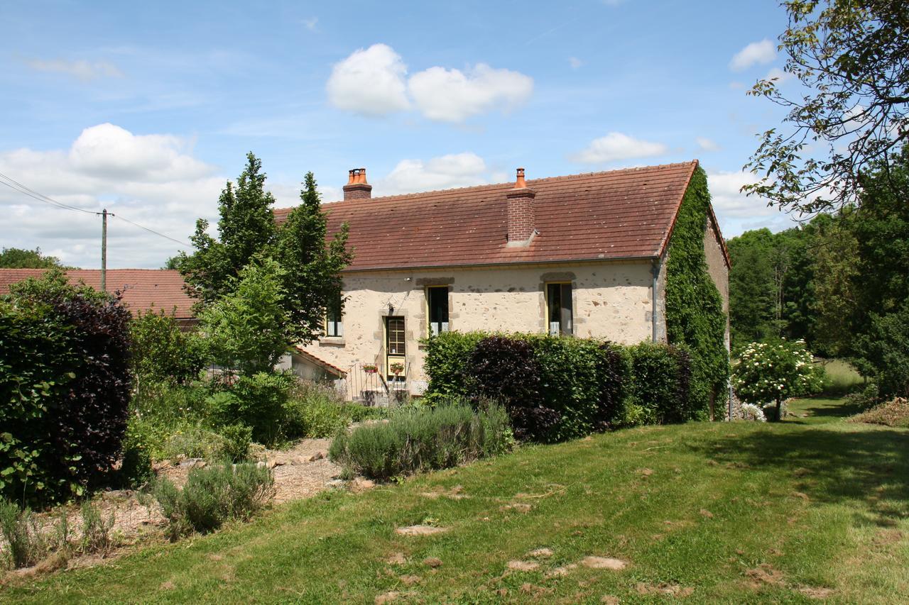 Hotel Camping Sur Yonne Epiry Room photo