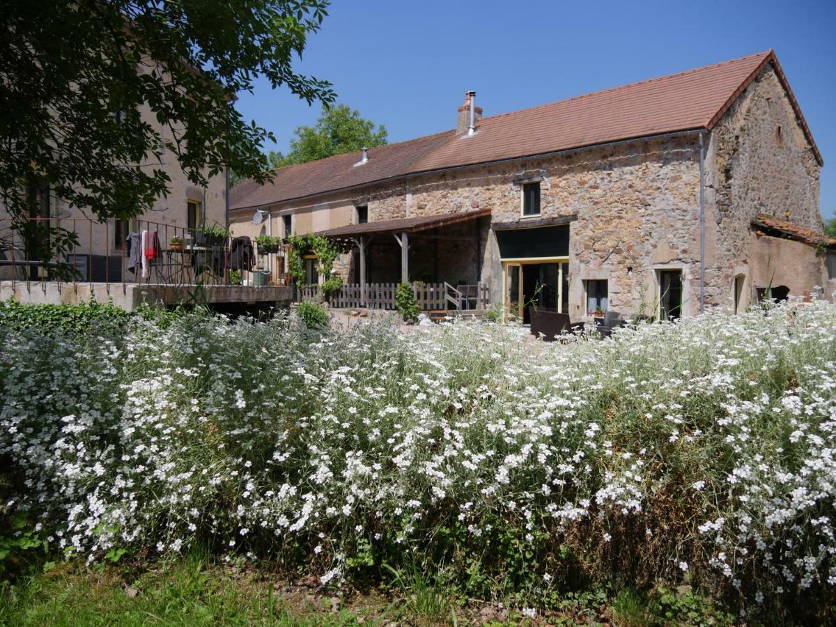 Hotel Camping Sur Yonne Epiry Exterior photo